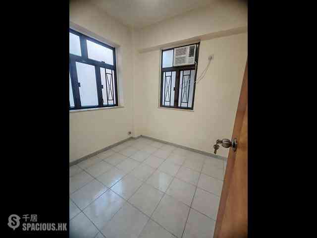 Shek Tong Tsui - Sang Cheong Building 05