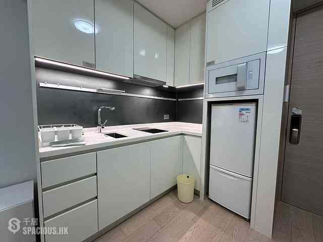 Pak Shek Kok - Solaria Tower 9 03