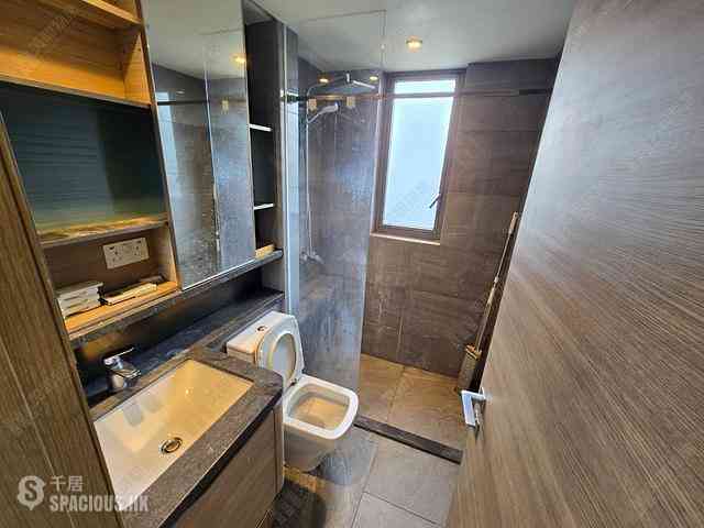 Pak Shek Kok - Solaria Tower 3 04
