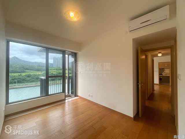 Tseung Kwan O - The Papillons Block 2 03