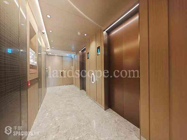Central - One Central Place 13