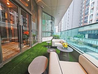 Central - One Central Place 18
