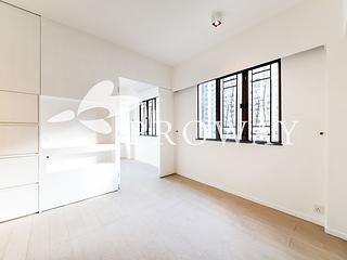 Mid Levels Central - Excelsior Court 05