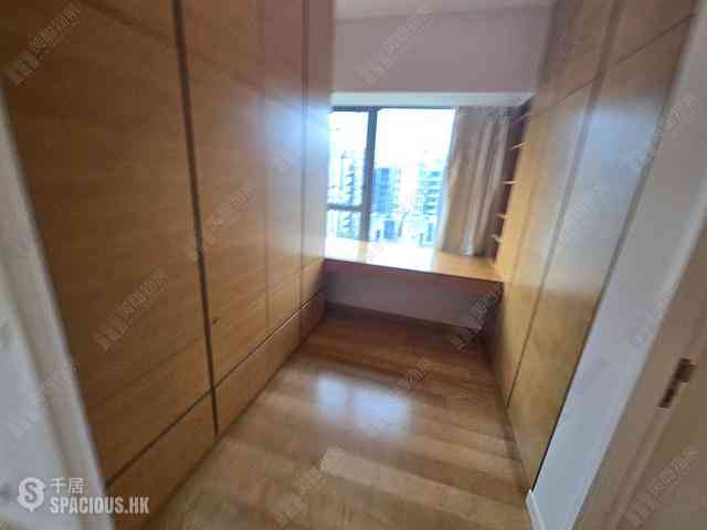 Pak Shek Kok - Providence Bay Phase 2 Providence Peak Tower 16 06