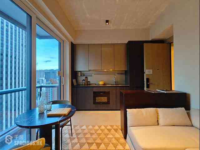 Wan Chai - 33 Kennedy Road 01
