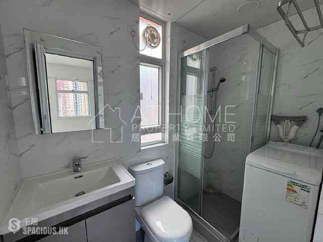 Soho - Kingearn Building 09