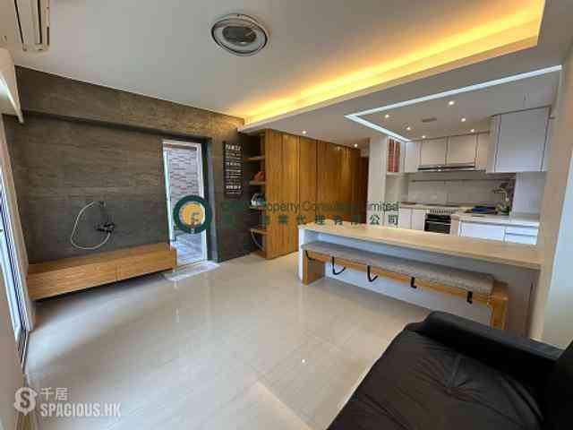 Kennedy Town - Tai Hong Building 01