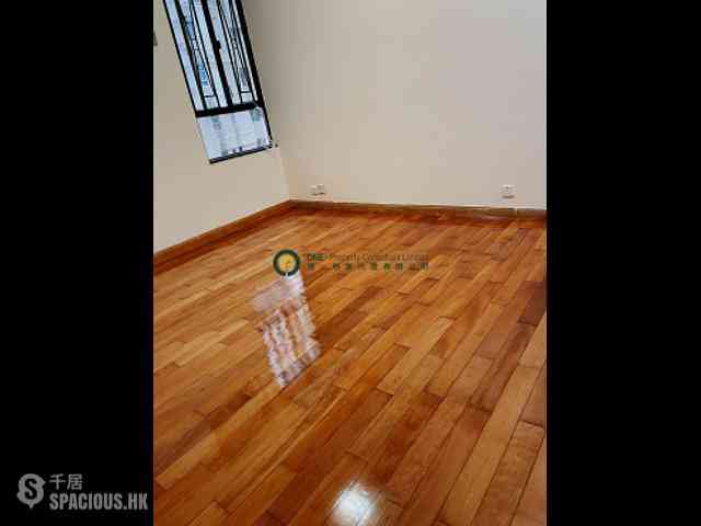 Sai Ying Pun - Kwong Fung Terrace 07