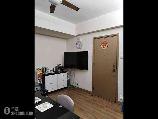 Causeway Bay - 51-53, King's Road 02