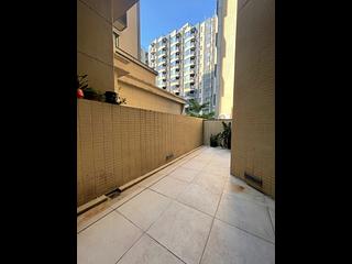 Tseung Kwan O - Capri Block 3 04