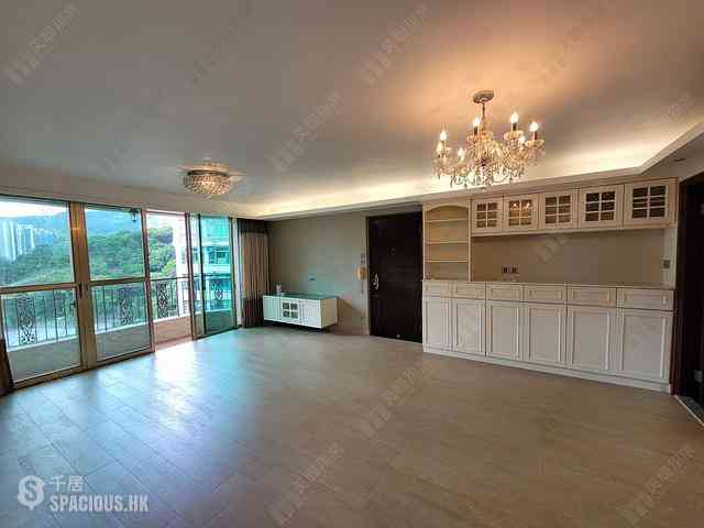 Tai Po - Classical Gardens Phase 2 Block 5 01