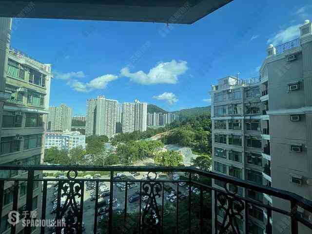 Tai Po - Classical Gardens Phase 2 Block 5 03