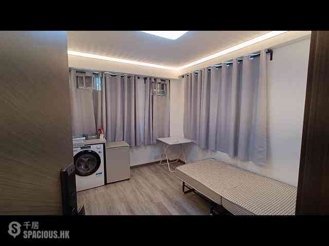 Sheung Wan - Yick Fung Building 01