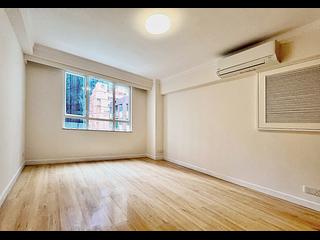 Wan Chai - Phoenix Court Block 5 04