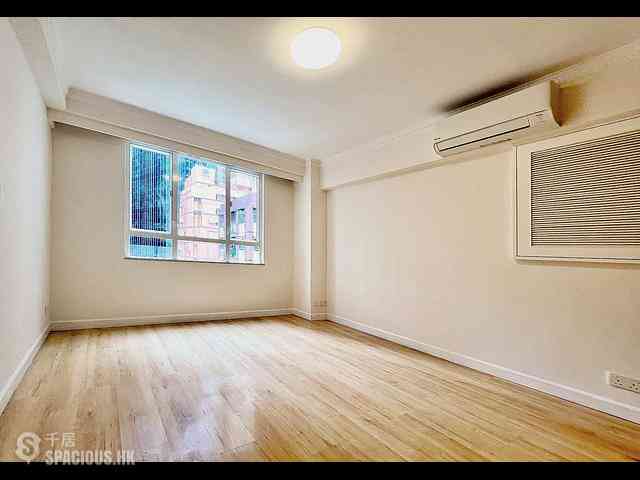 Wan Chai - Phoenix Court Block 5 04