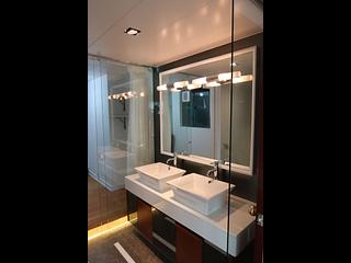Discovery Bay - Discovery Bay Phase 13 Chianti The Premier (Block 6) 08