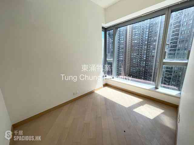 Tung Chung - Century Link Phase 1 Tower 3B 02