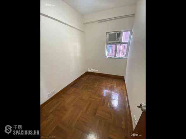 North Point - Hang Ying House 13