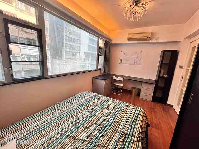 Wan Chai - Sing Tak Building 06