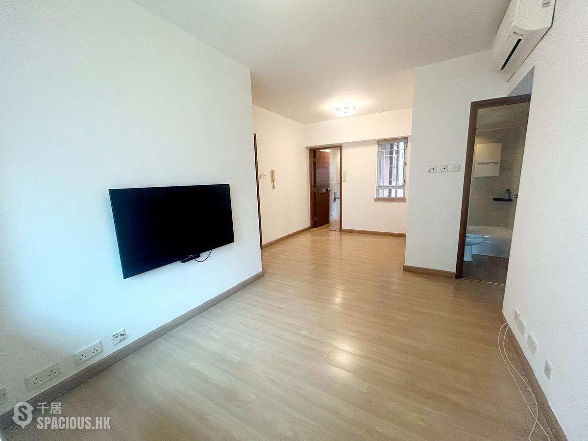 Sai Ying Pun - Ying Wa Court 01