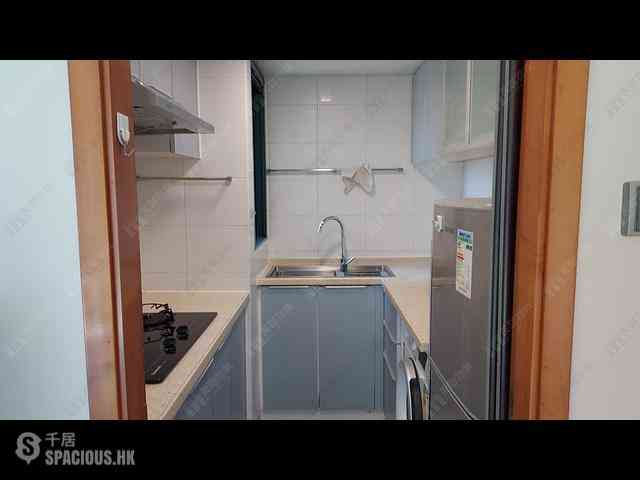 Kennedy Town - University Heights Block 2 04