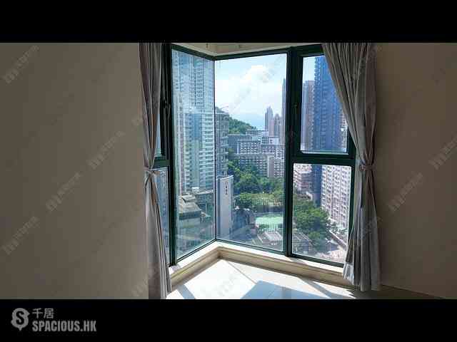 Kennedy Town - University Heights Block 2 02