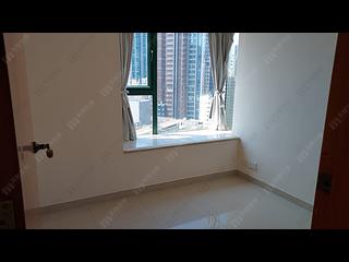 Kennedy Town - University Heights Block 2 05