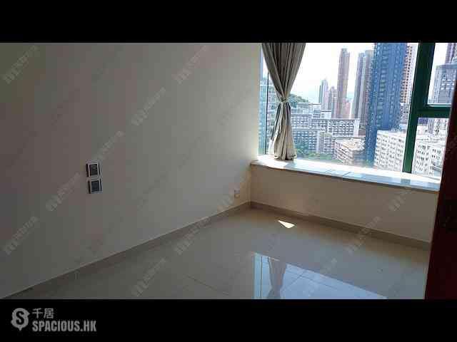 Kennedy Town - University Heights Block 2 06