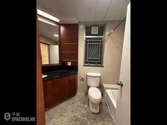 West Kowloon - Sorrento Phase 2 Block 1 11