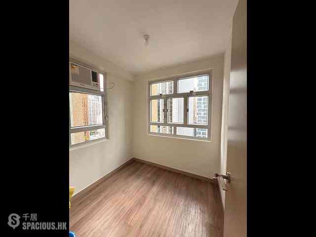 Wan Chai - Causeway Centre Block B 01