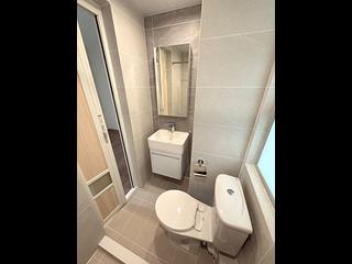 Wan Chai - Causeway Centre Block B 07