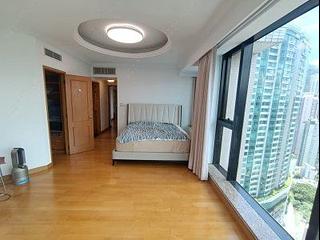 Mid Levels Central - Fairlane Tower 09