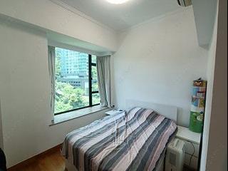 Mid Levels Central - Fairlane Tower 11