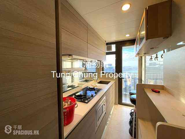Tung Chung - The Visionary Tower 10 05