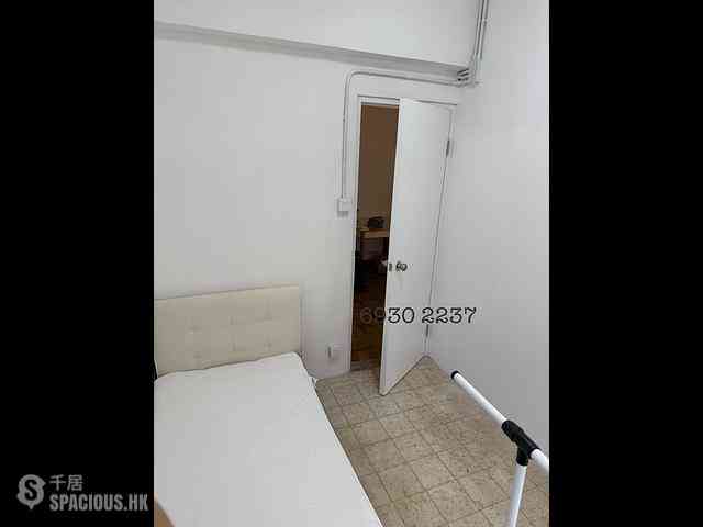 Sai Ying Pun - Tung Lee Building 03