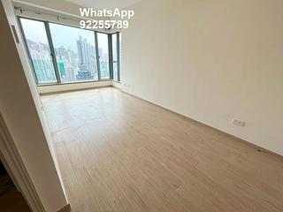 Sheung Wan - Queen's Terrace 03