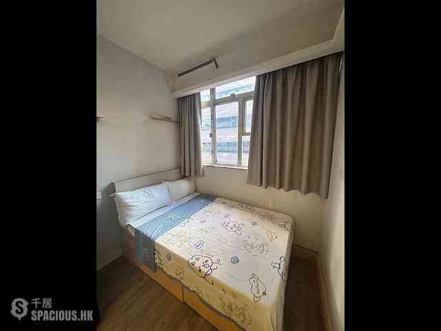 Tsim Sha Tsui - Hanyee Building 01