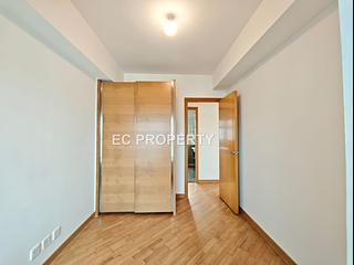 Mid Levels West - 80 Robinson Road 11