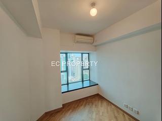 Mid Levels West - 80 Robinson Road 10