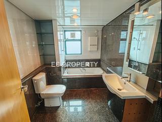 Mid Levels West - 80 Robinson Road 08