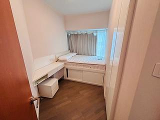 West Kowloon - Sorrento 05