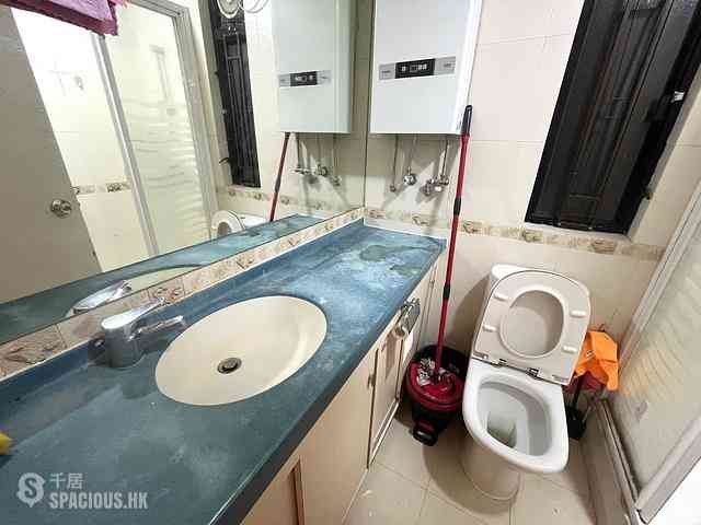 Quarry Bay - Kornhill Block P 10