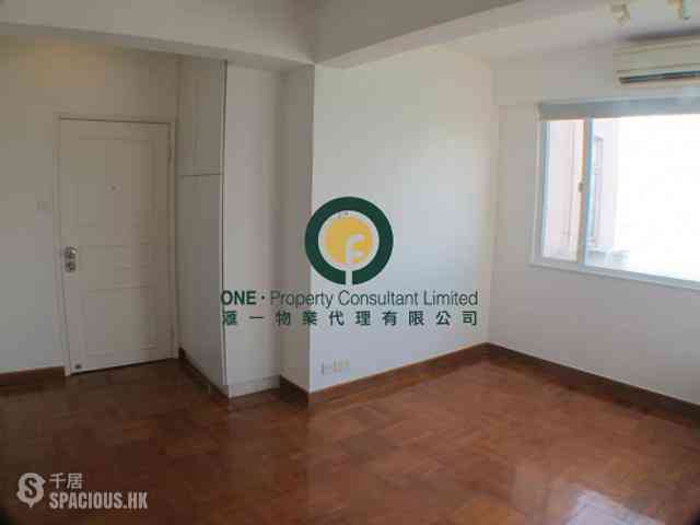 Sai Ying Pun - Cheung Ling Mansion 03