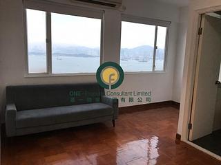 Sai Ying Pun - Cheung Ling Mansion 04