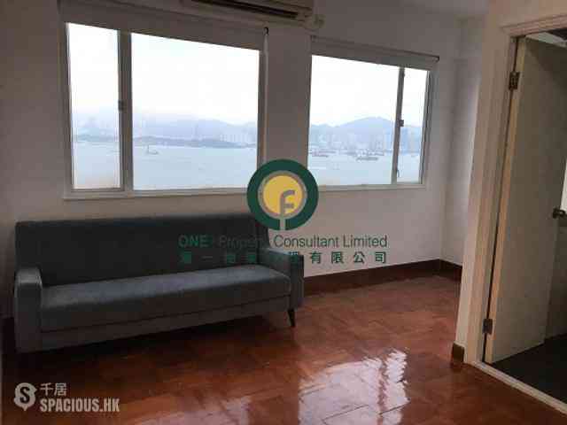 Sai Ying Pun - Cheung Ling Mansion 04
