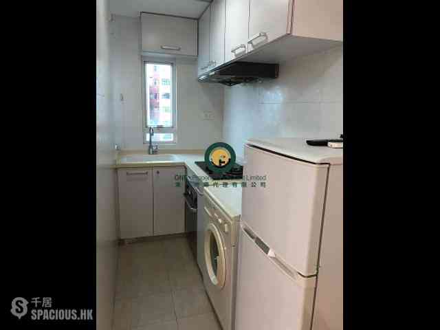 Sai Ying Pun - Cheung Ling Mansion 05