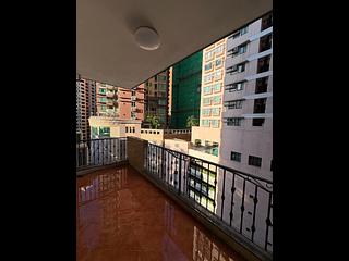 Mid Levels West - Breezy Court 03