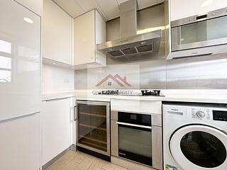 Sai Ying Pun - The Babington 05