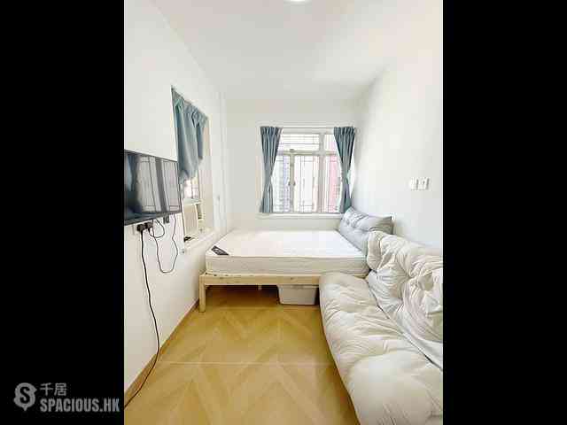 Tsim Sha Tsui - Comfort Building 02