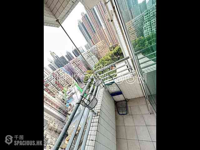 Tai Kok Tsui - Metro Harbour View 02